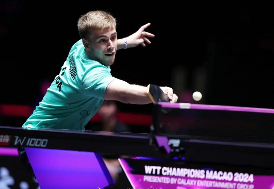 展现了强劲 展现了强劲