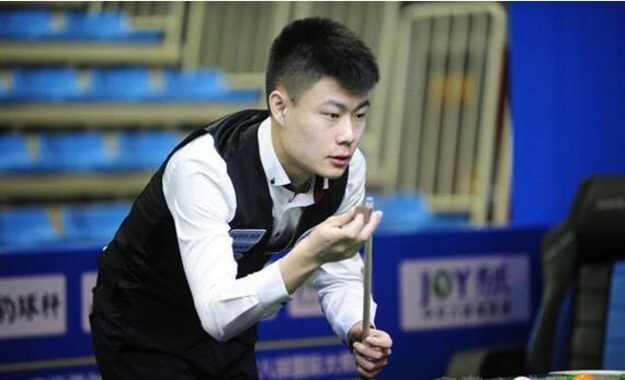 曝赵睿转会费不及张镇麟一半 辽篮曾想用张镇麟换内线国手失败