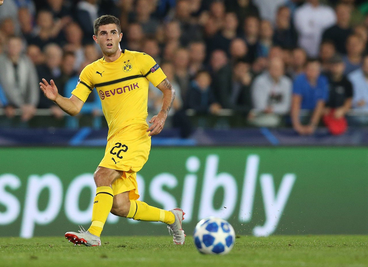 路宽度与半 路宽度与半