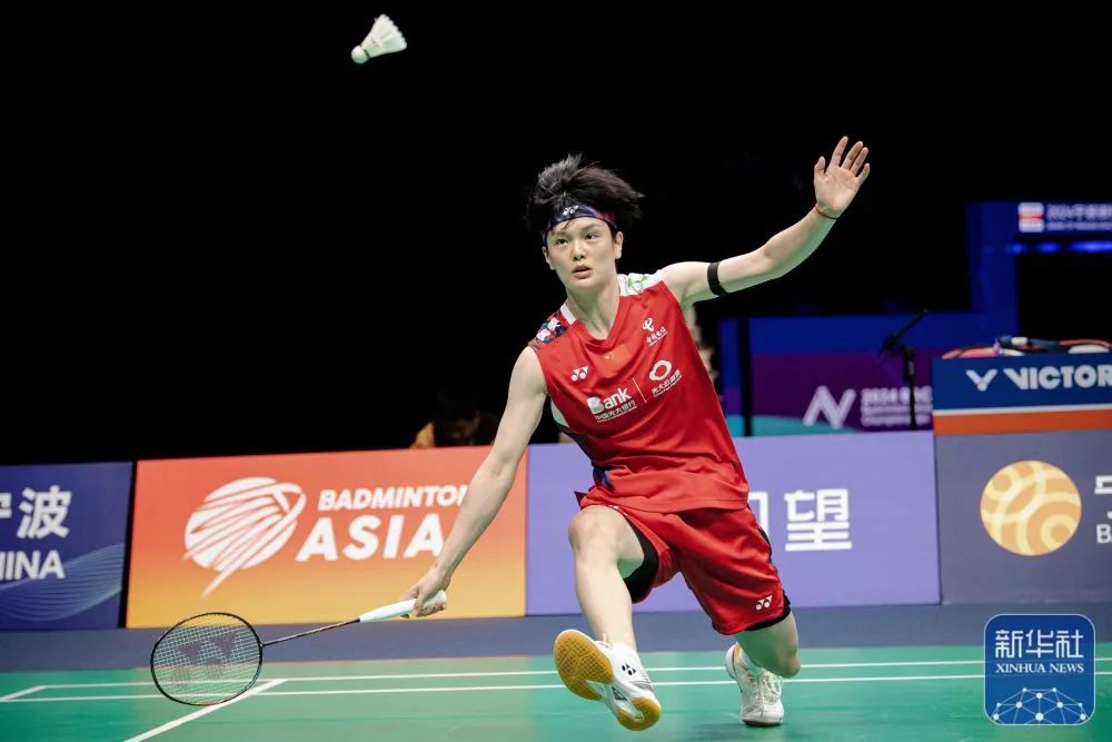 镜头拉近 镜头拉近