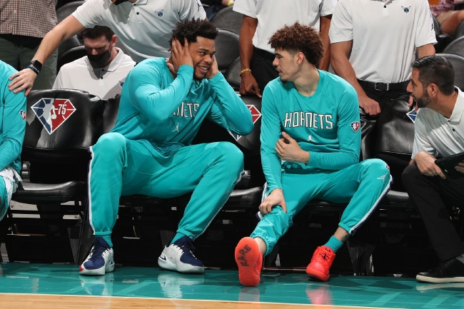 制造轰动 制造轰动