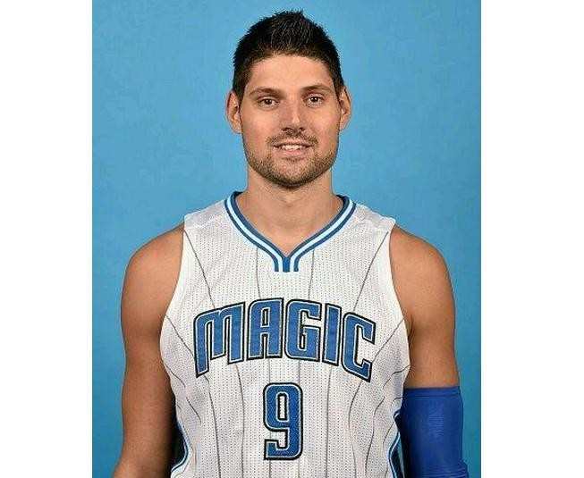 第一视角跟随大神沉浸式下潜50深蓝海洞，看完差点不会呼吸了